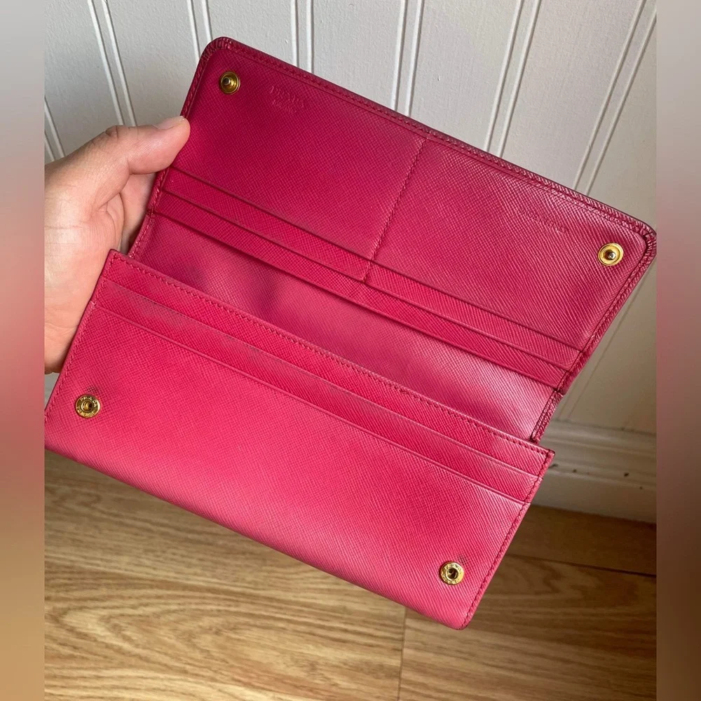 Wallet - Picture 8 of 16